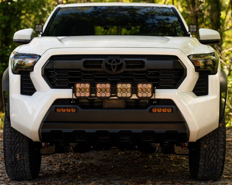 compact led work lights in amber color for foggy weather compact led work lights in amber color for foggy weather