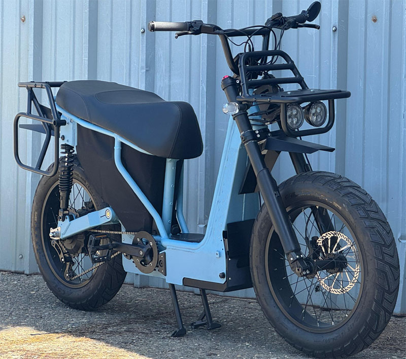 transparent led turning lights on electric motorcycle